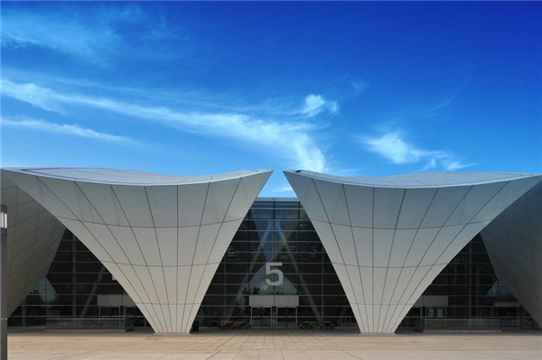 体育馆工程案例-上海东方体育中心图片展示